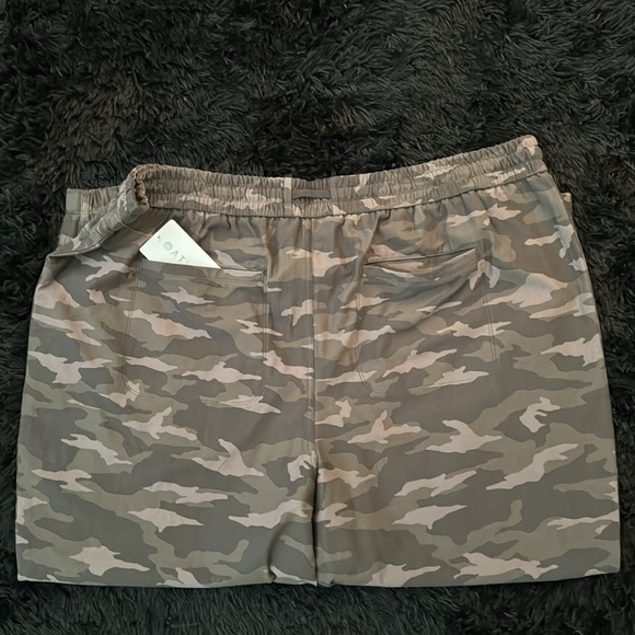🛍️H-P🤩 Athleta Camo Farallon Jogger Plus Size 🤩🛍️ - Picture 5 of 15